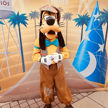 Easy Check-in 8 Mins Disneyland 35 Mins Paris Free Starbucks Coffee Parking Wifi Apartmán *